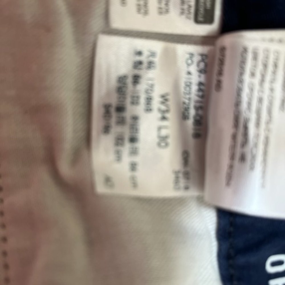 Dockers - Picture 3 of 7